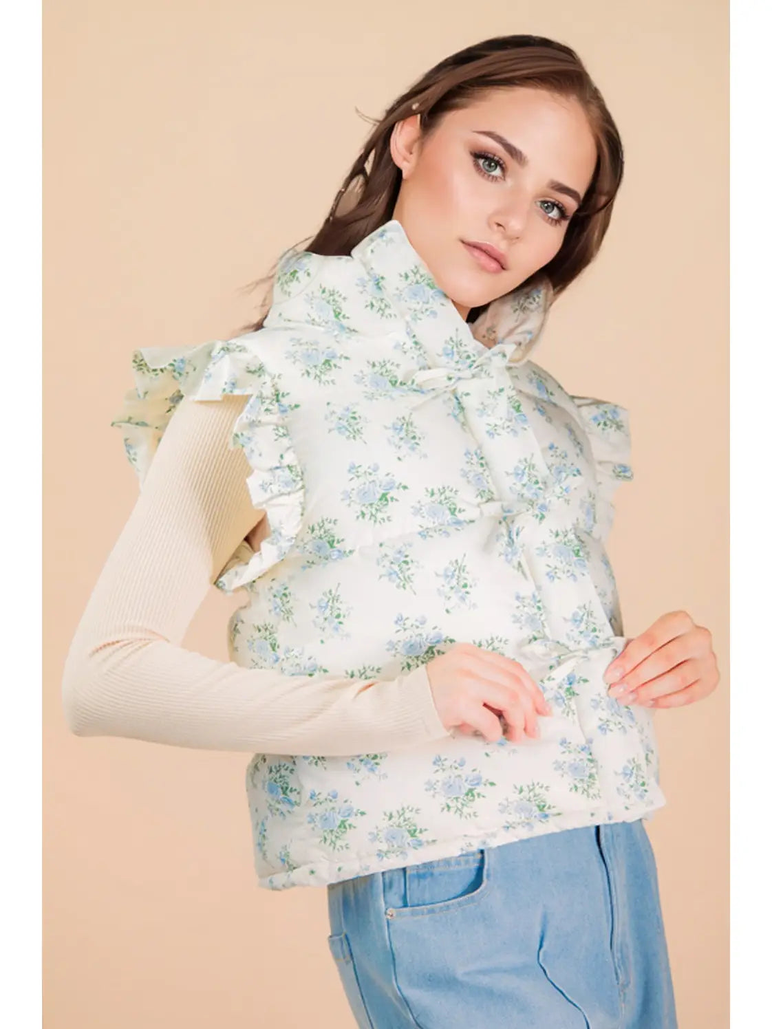 Front Bow Ruffle Sleeve Puffer Vest